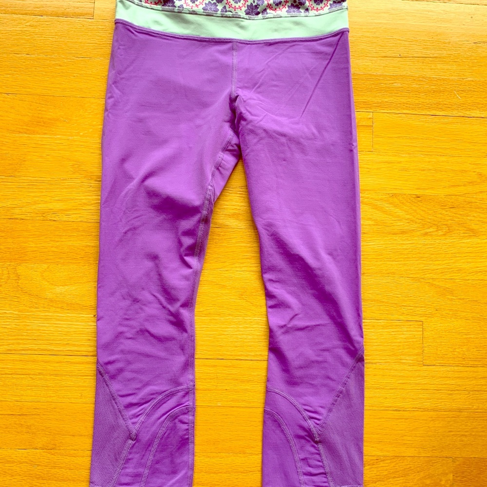 Lululemon run: inspire crop II